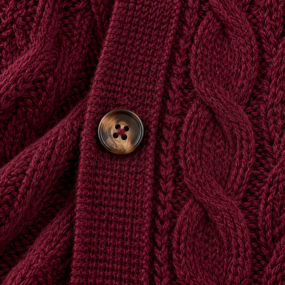 Montarello women's cable knit cardigan – burgundy button detail