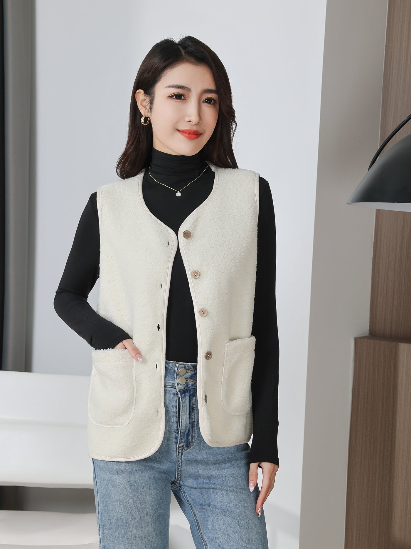 Montarello Women's Gilet Borg Teddy Button Front