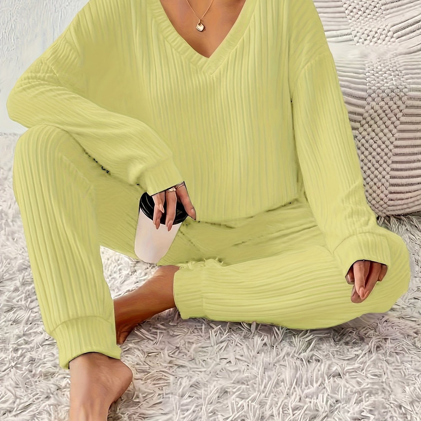 Montarello Women's Lounge Set Ribbed V-Neck Tapered