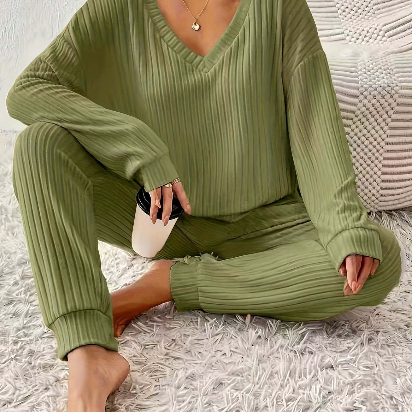 Montarello Women's Lounge Set Ribbed V-Neck Tapered