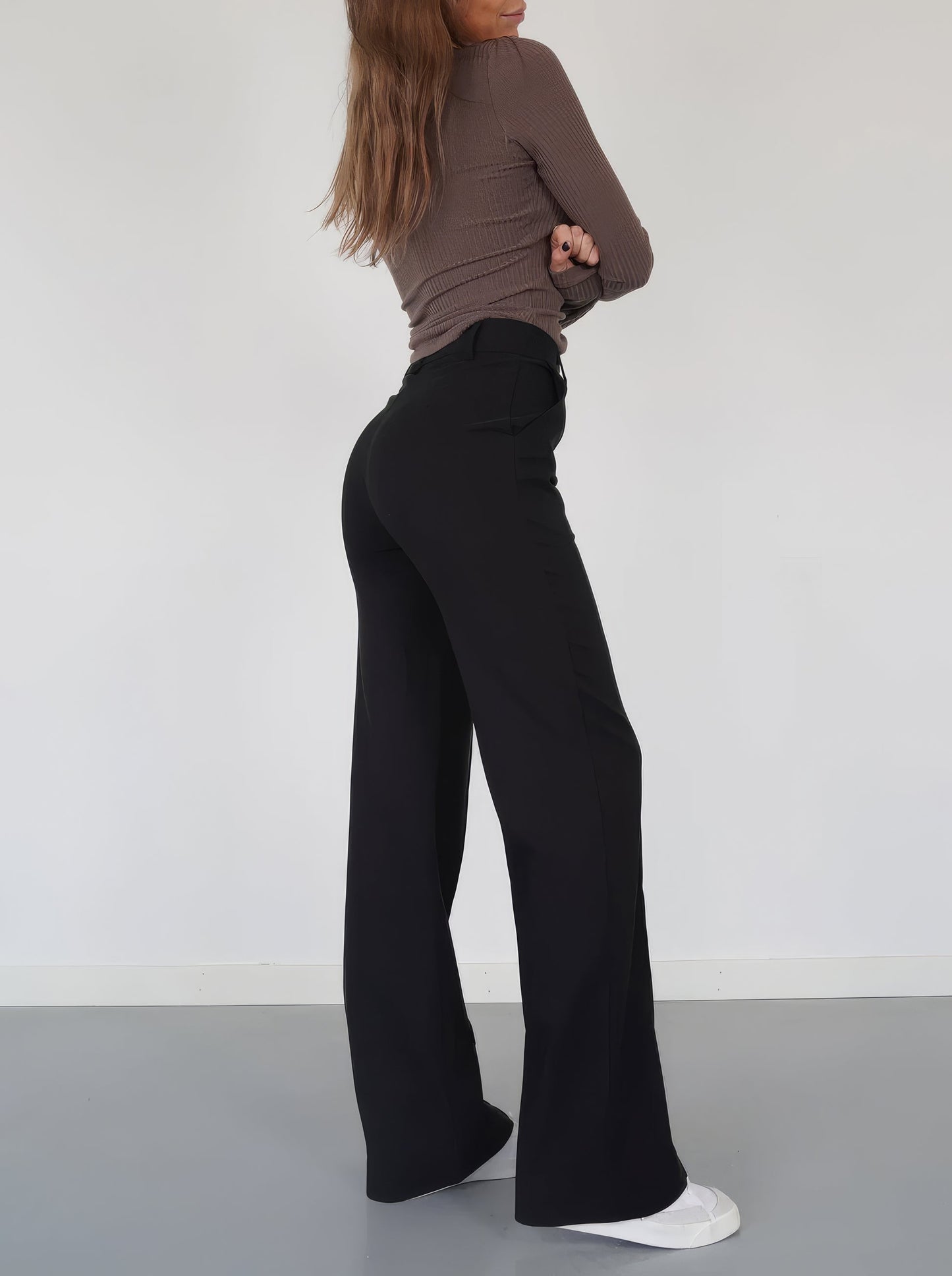 Montarello SculptFit Tailored Wide-Leg Pants