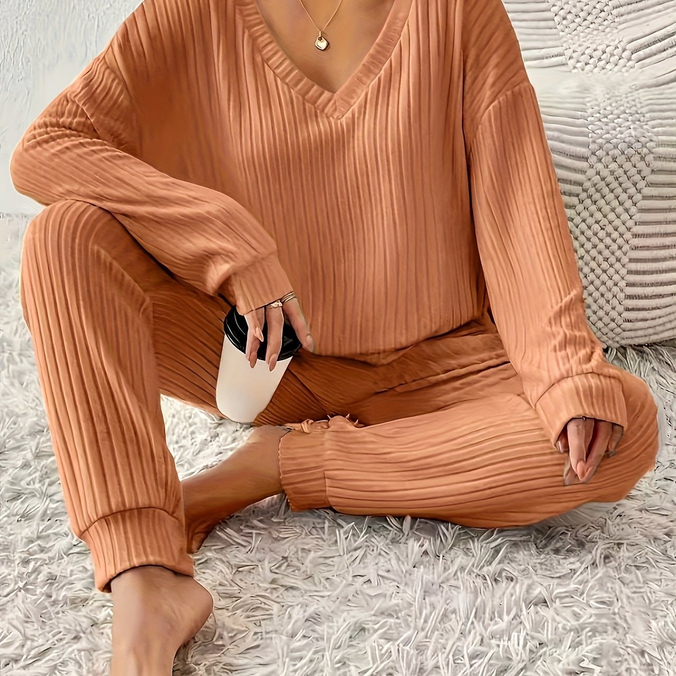 Montarello Women's Lounge Set Ribbed V-Neck Tapered