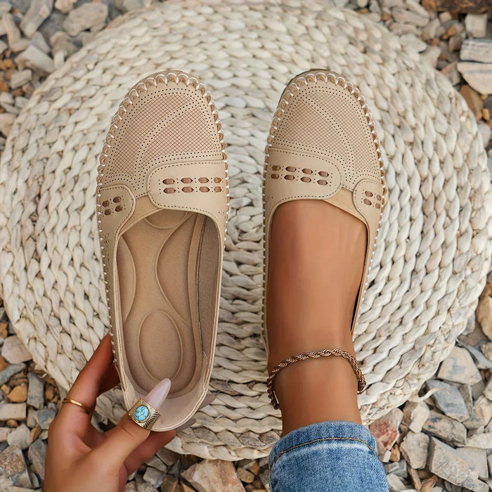 Montarello Women's Knit Slip-On Loafers Stitch Detail