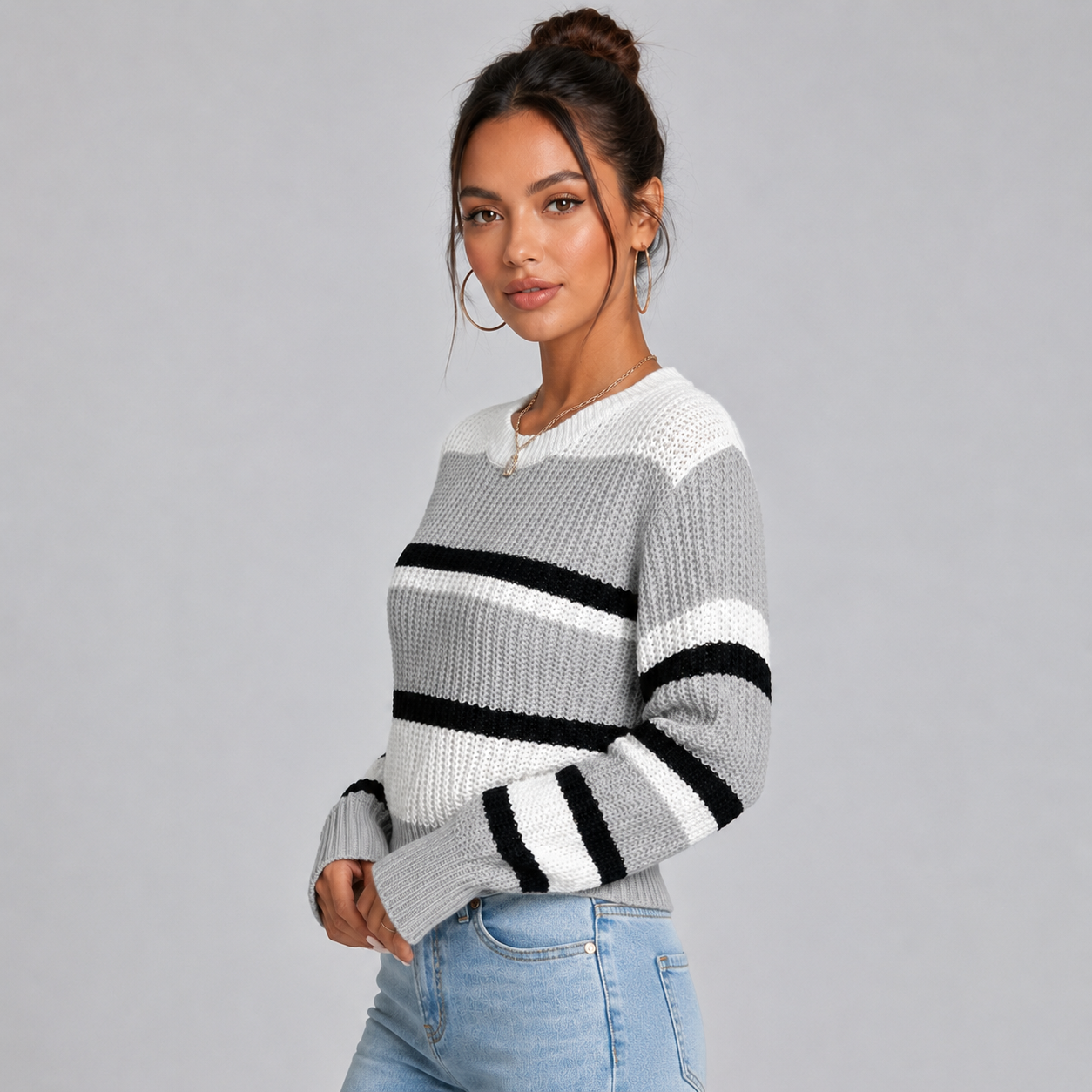 Montarello Women's Cropped Striped Jumper with Round Neck