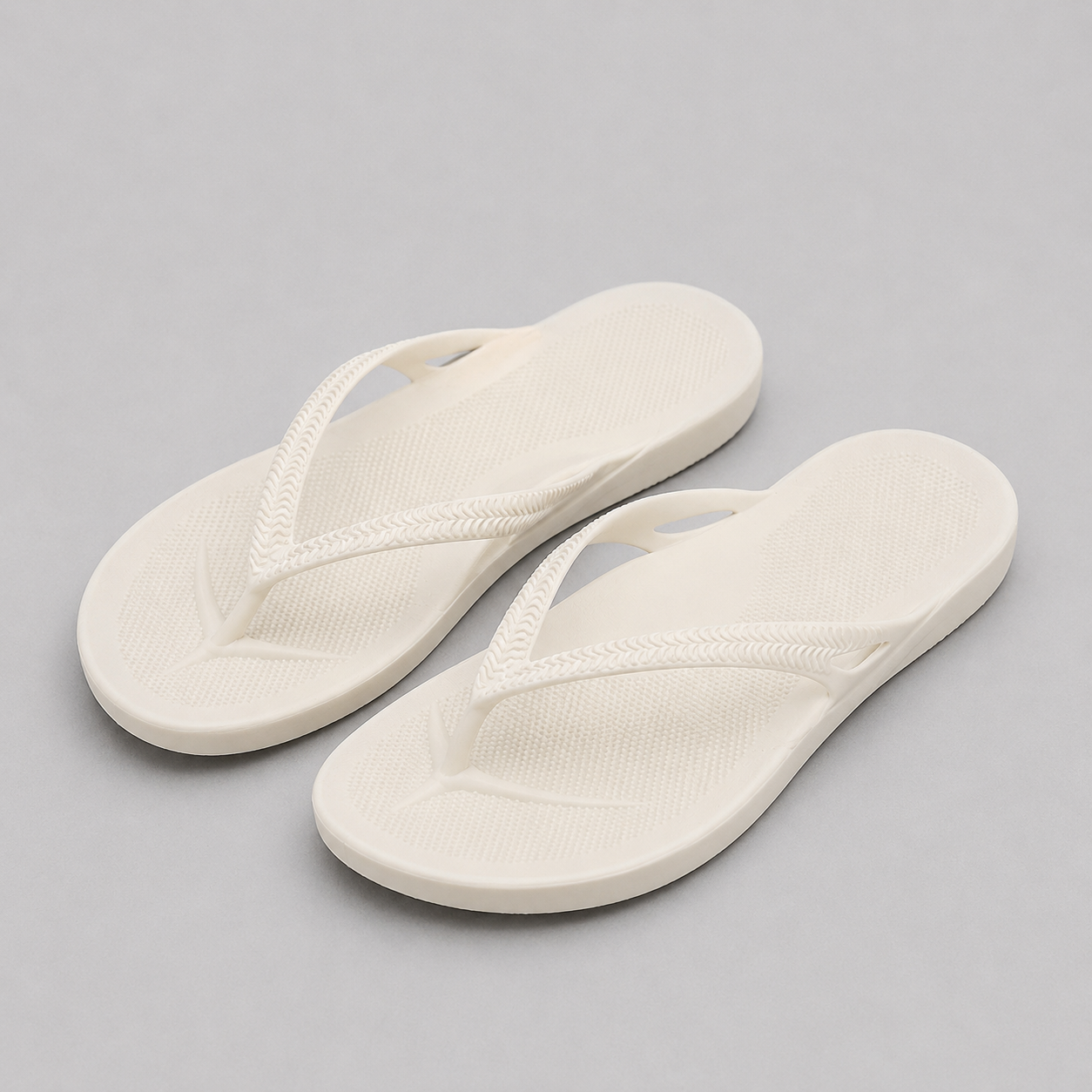 Montarello Women's Cushioned Arch Support Thong Sandals