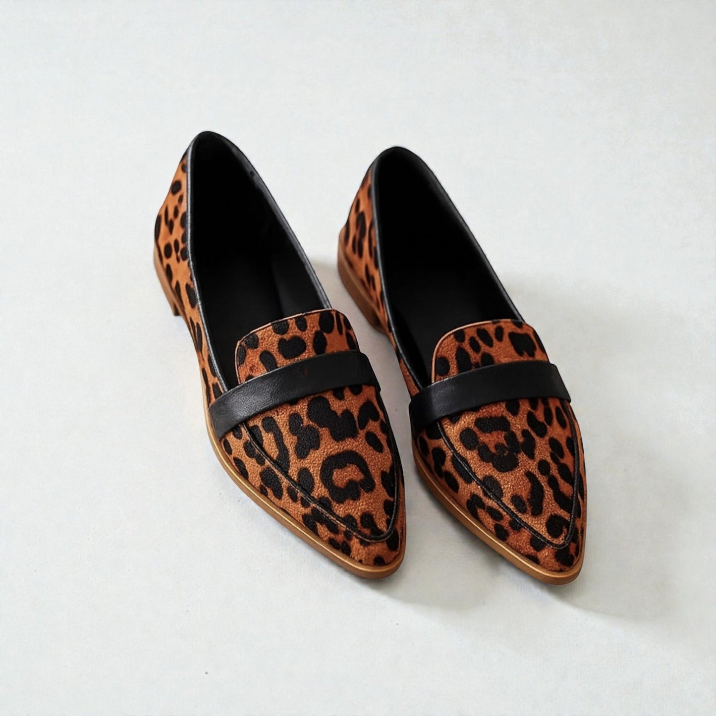 Montarello Women’s Retro Pointed-Toe Loafers