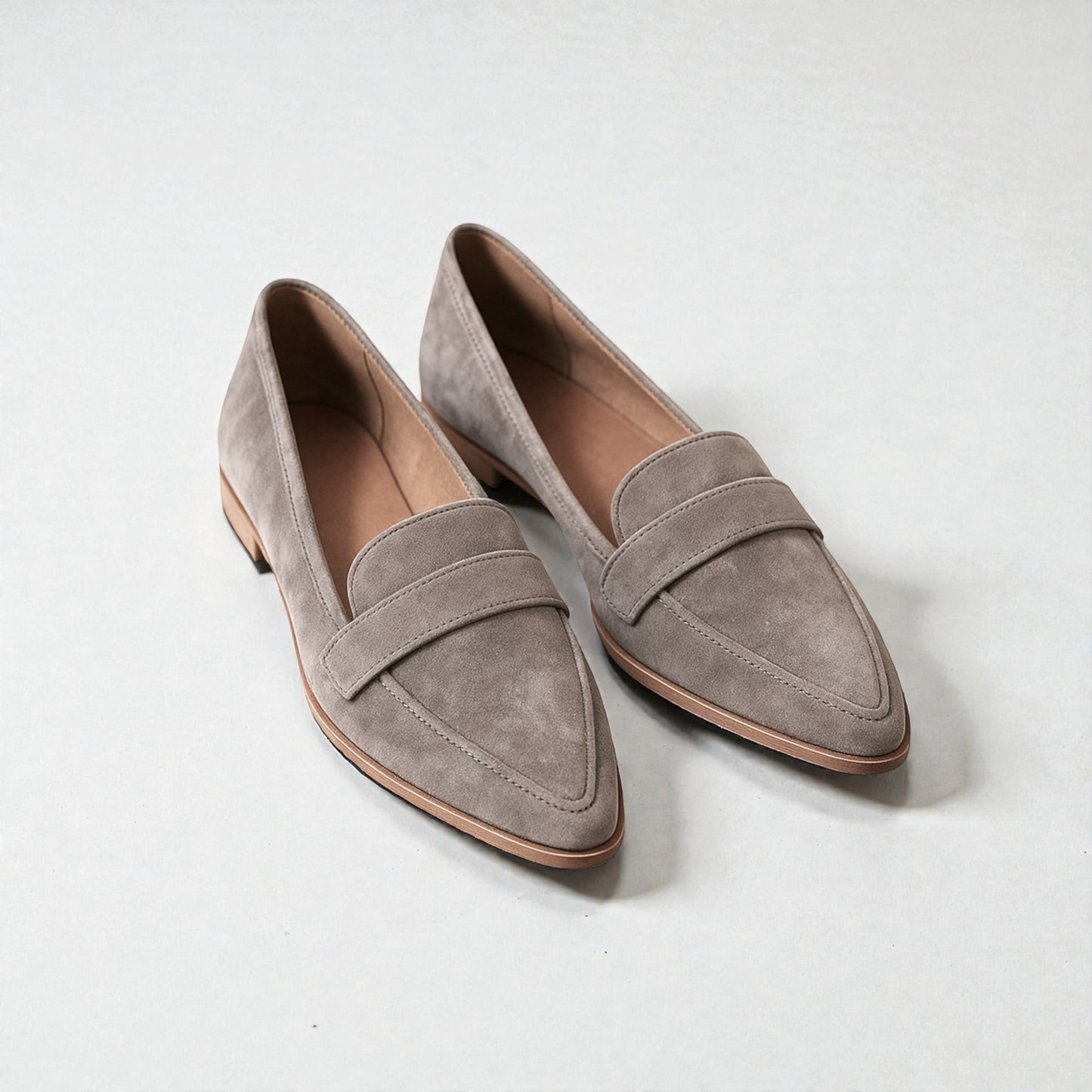 Montarello Women’s Retro Pointed-Toe Loafers