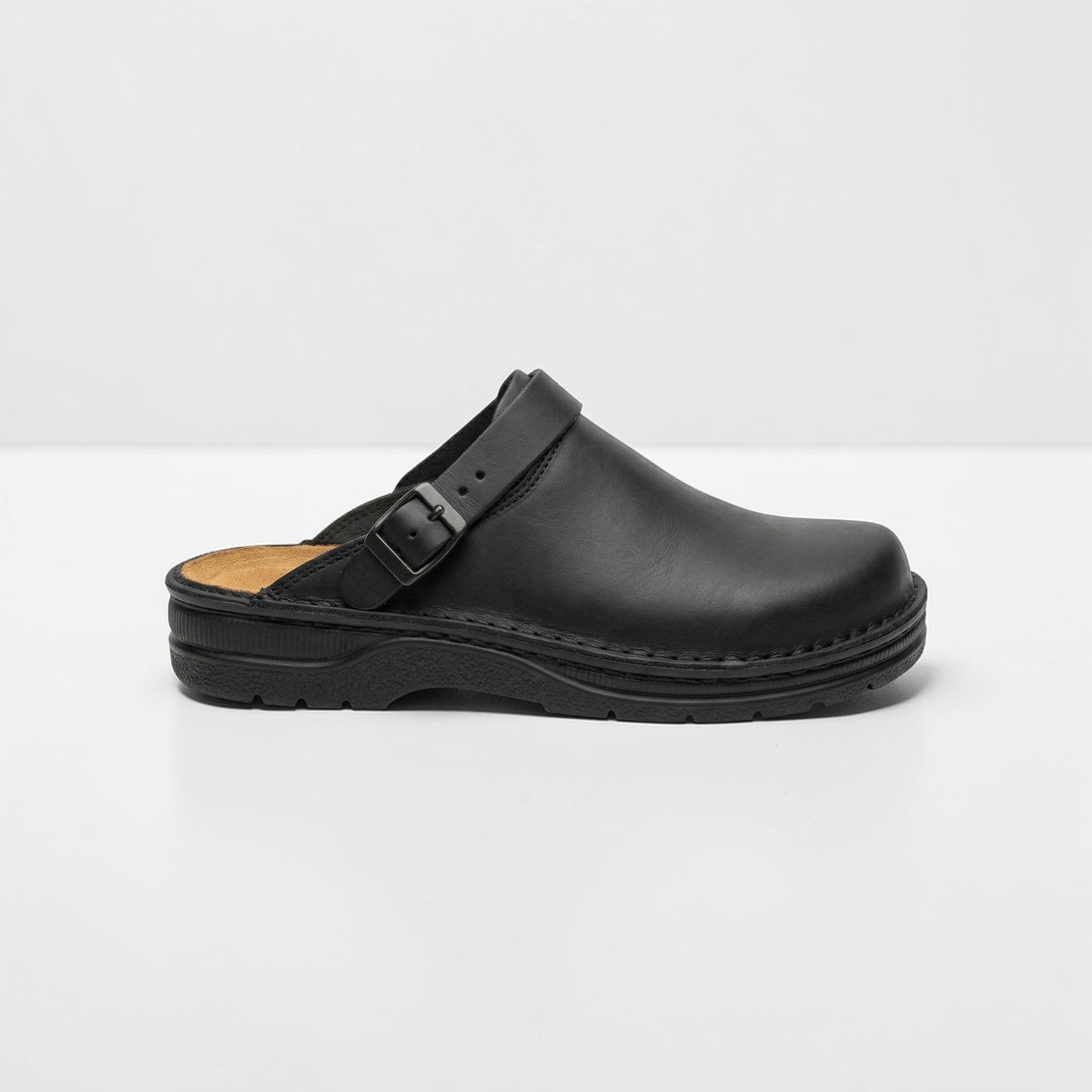 Męskie wygodne kapcie Montarello