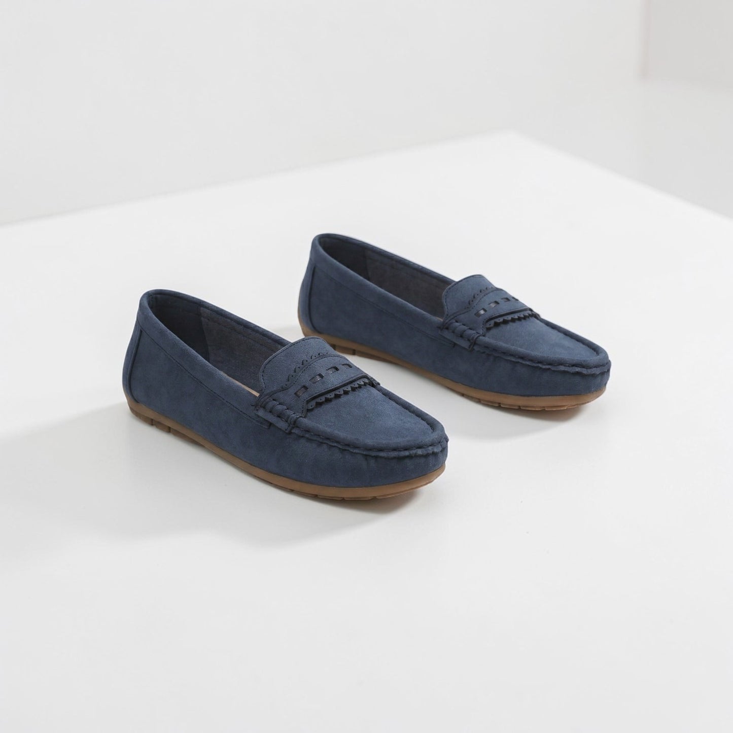 Montarello Women’s Floral Comfort Loafers