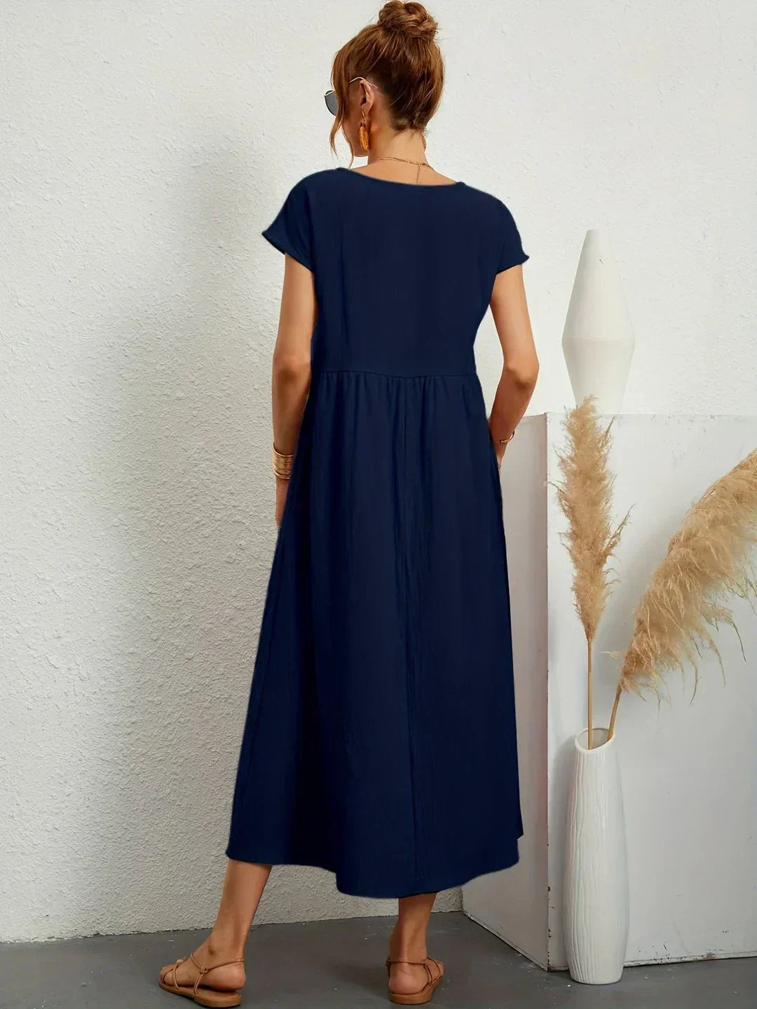 Montarello Women's Short-Sleeve Round Neck Pocket Midi Summer Dress