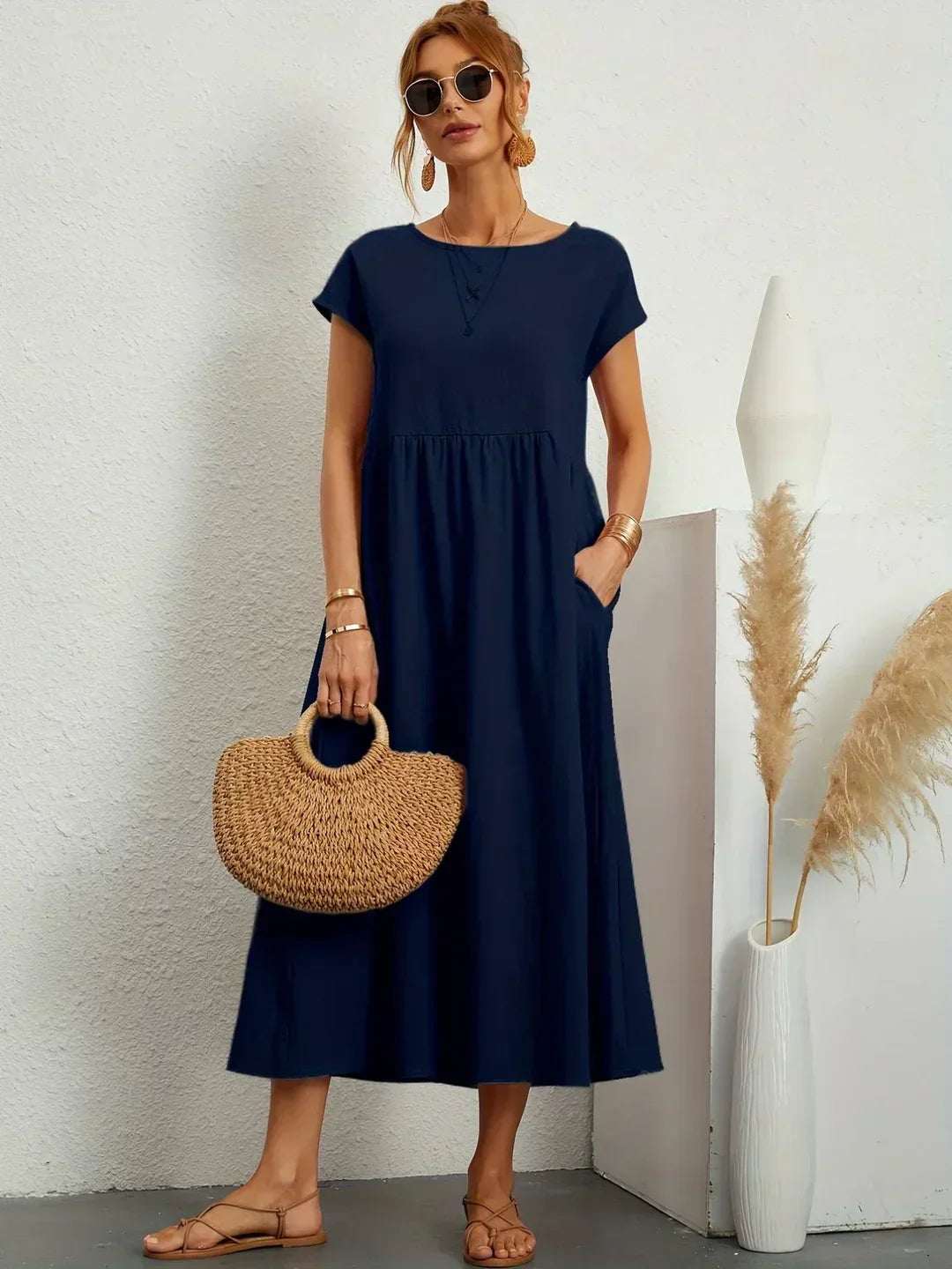Montarello Women's Short-Sleeve Round Neck Pocket Midi Summer Dress