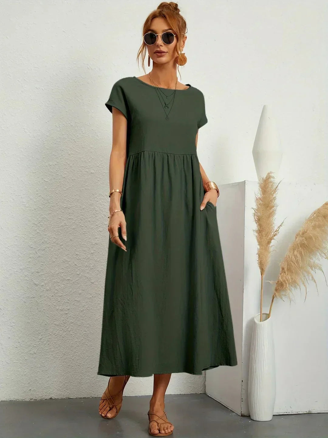 Montarello Women's Short-Sleeve Round Neck Pocket Midi Summer Dress