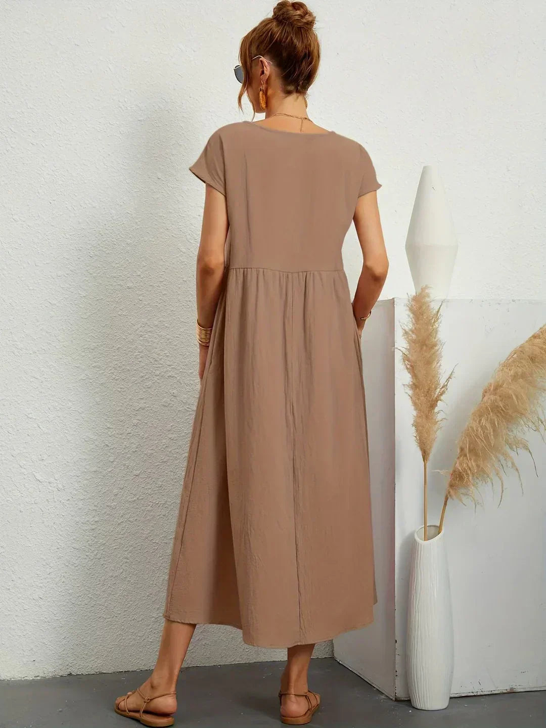 Montarello Women's Short-Sleeve Round Neck Pocket Midi Summer Dress