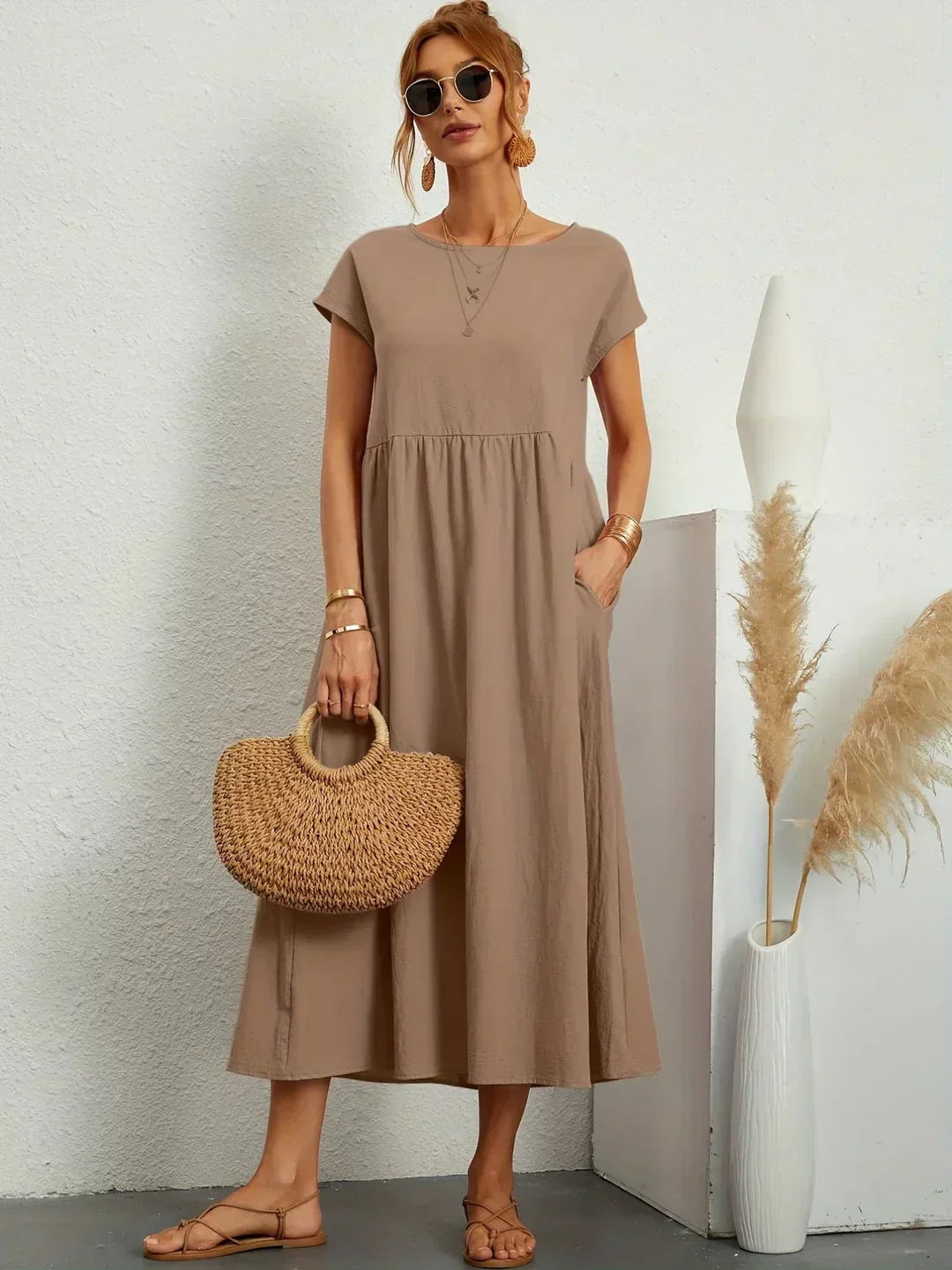 Montarello Women's Short-Sleeve Round Neck Pocket Midi Summer Dress