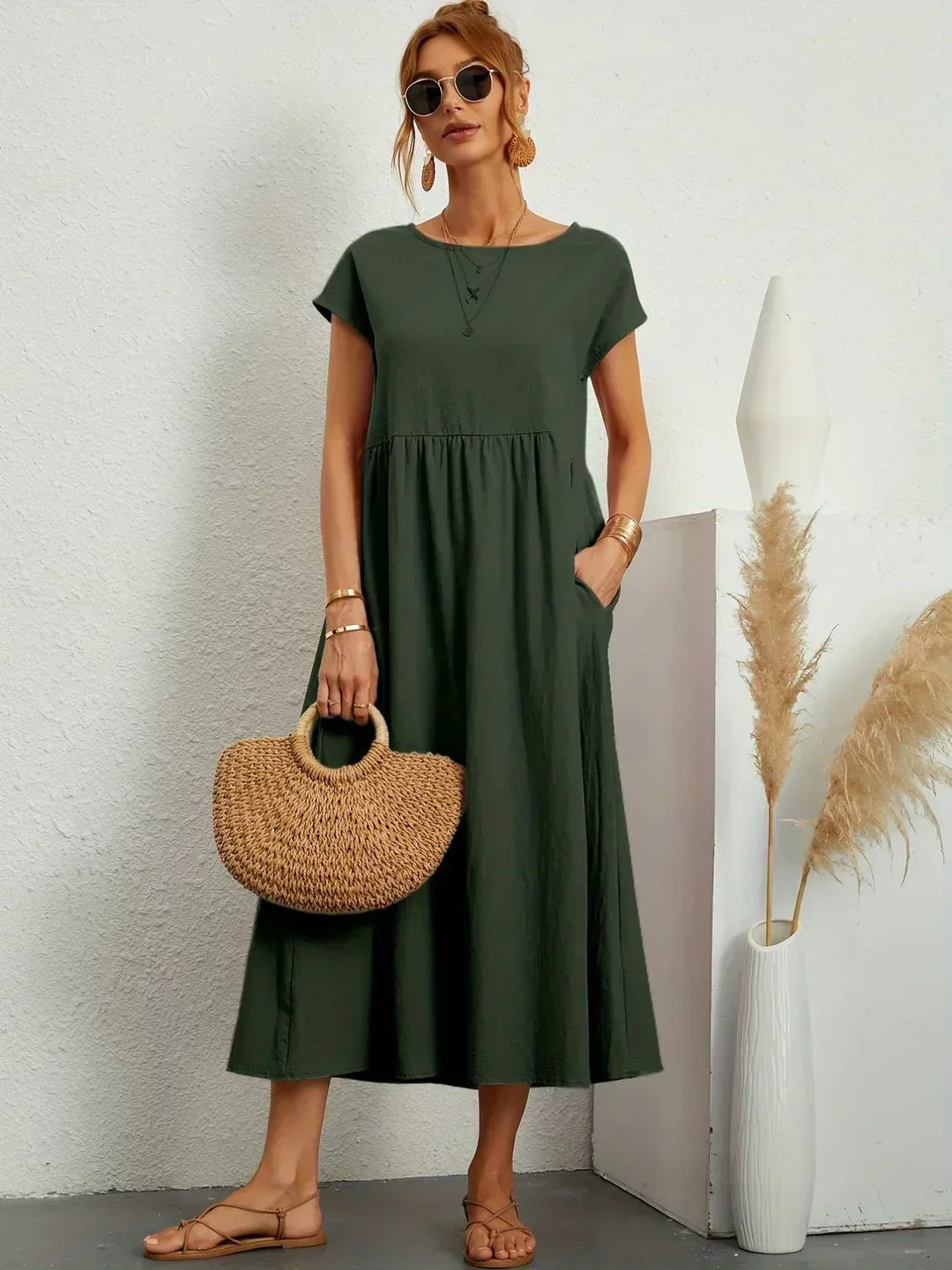Montarello Women's Short-Sleeve Round Neck Pocket Midi Summer Dress