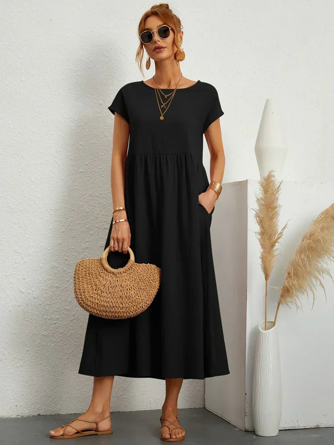 Montarello Women's Short-Sleeve Round Neck Pocket Midi Summer Dress
