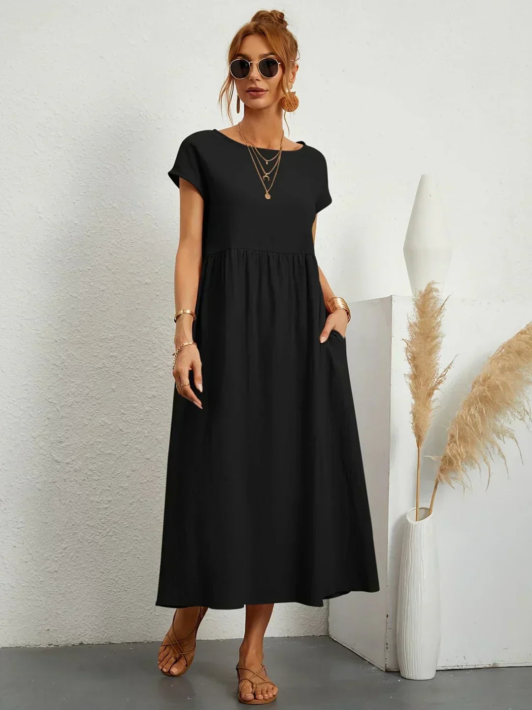 Montarello Women's Short-Sleeve Round Neck Pocket Midi Summer Dress