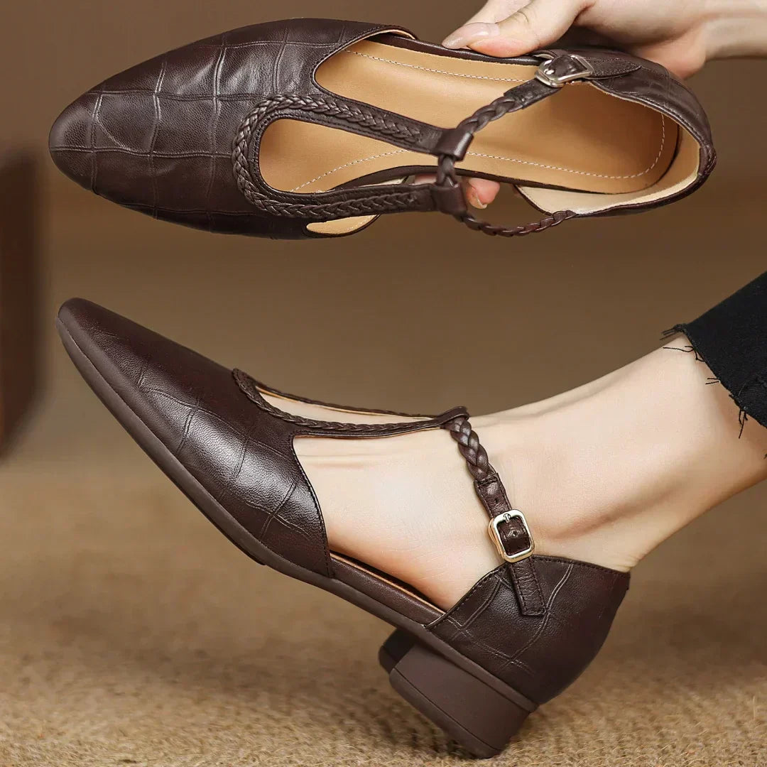 Montarello Women's Pointed Toe Mary Jane Flats