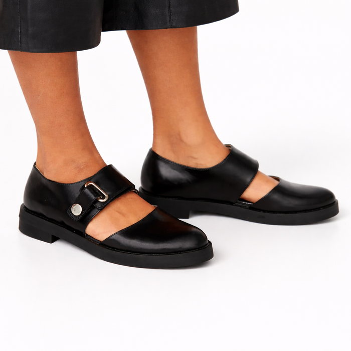 Montarello Women's Buckle Strap Mary Jane Flats