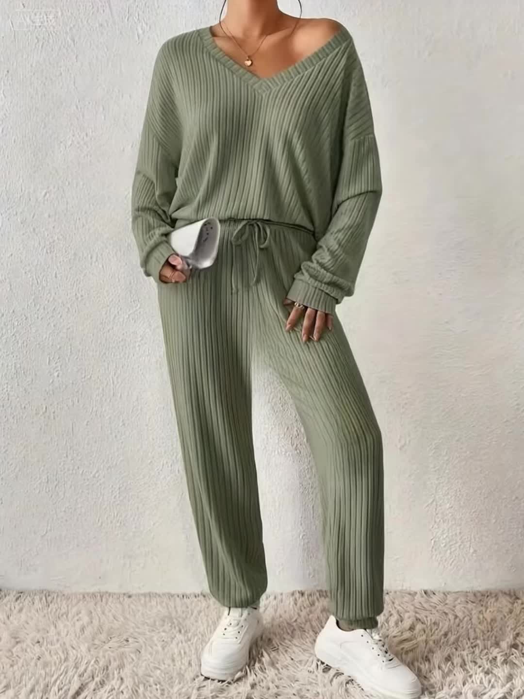 Montarello Women's Lounge Set Ribbed V-Neck Tapered