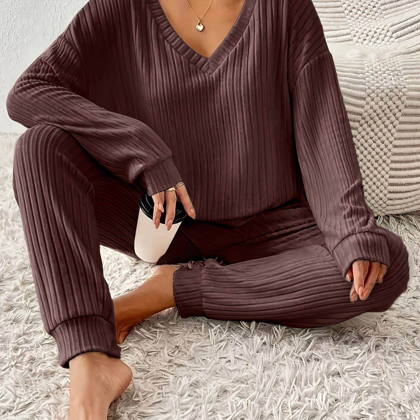 Montarello Women's Lounge Set Ribbed V-Neck Tapered