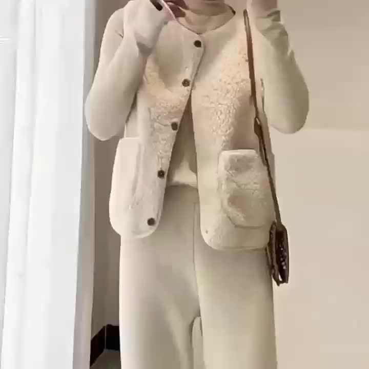 Montarello Women's Gilet Borg Teddy Button Front