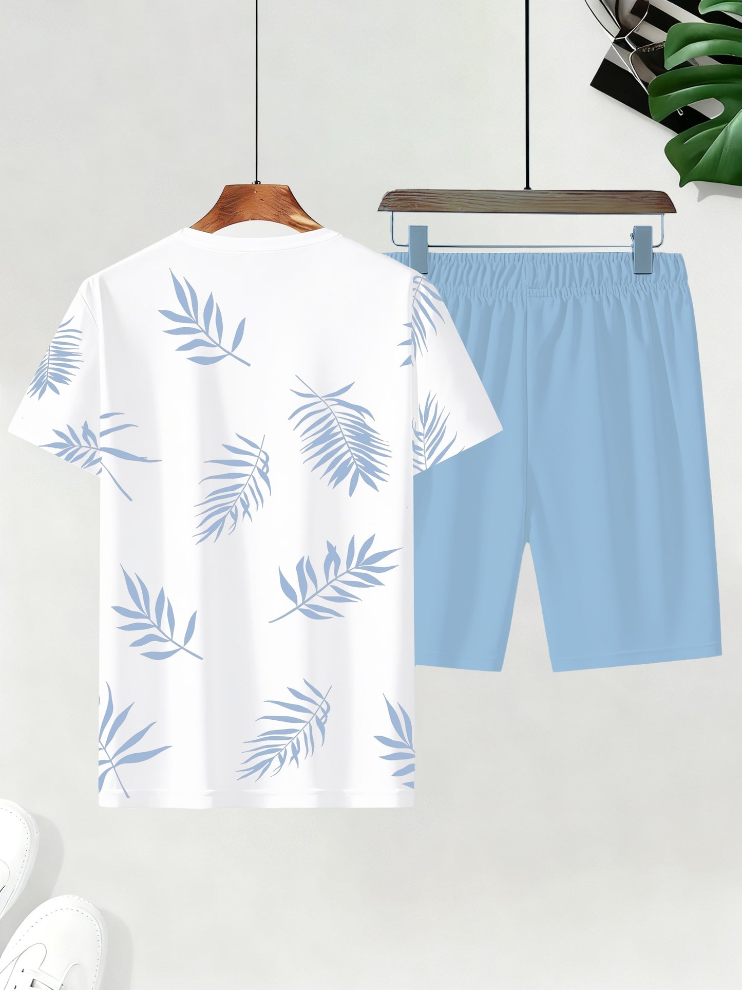 Montarello Palm Print Men's T-Shirt & Shorts Set
