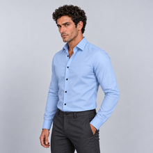 Montarello Men's Wrinkle-Free Formal Shirt – Light Blue – front