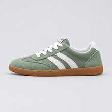 Montarello Men's Retro Trainers with Contrast Stripes — Green — side view