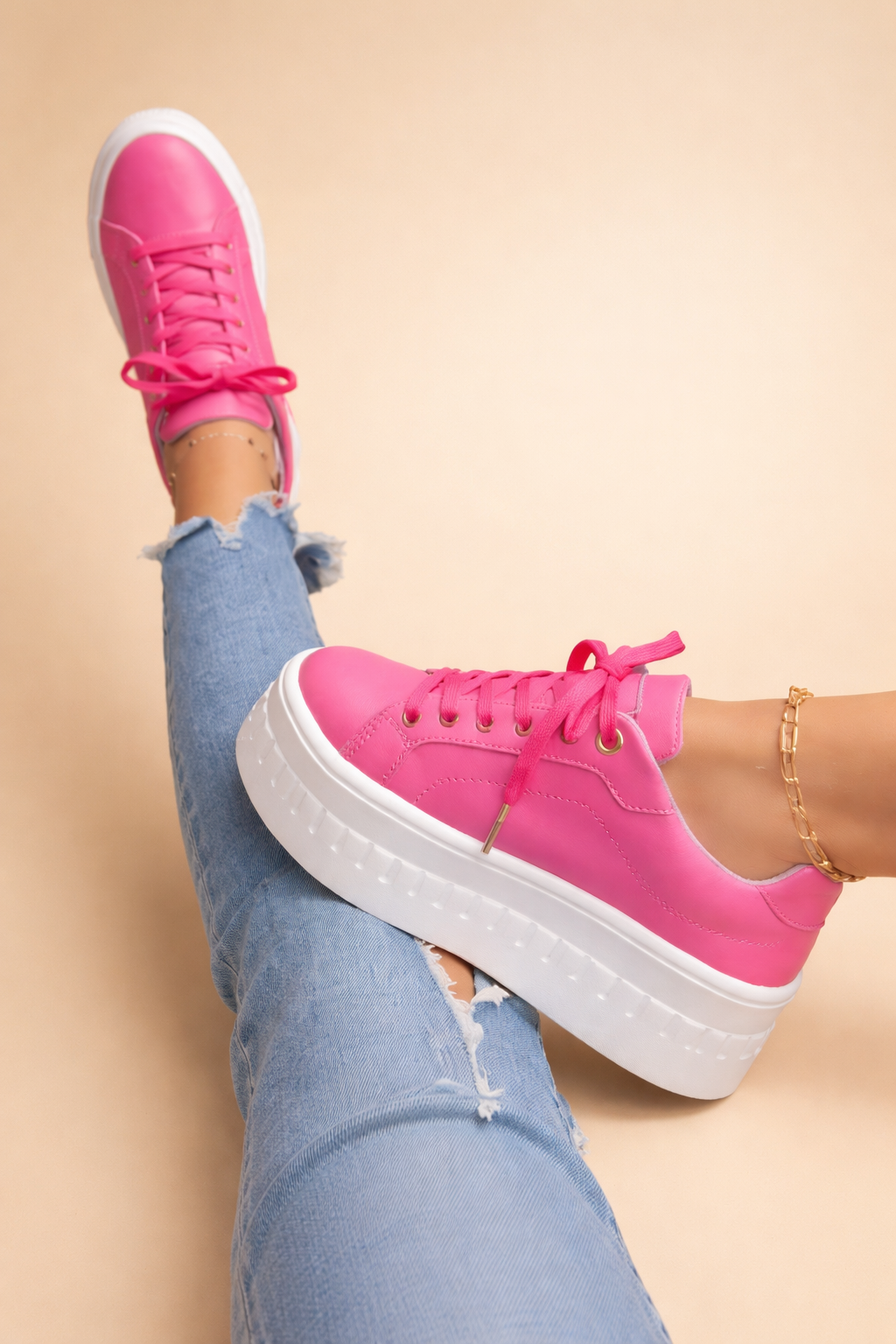 Montarello Platform Women's Lace-Up Sneakers